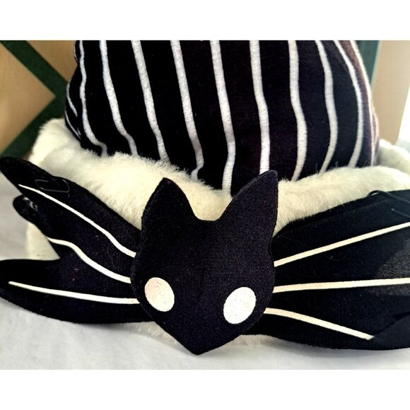 Disney Nightmare Before Christmas Jack Skellington Black White Stripe Santa Hat - Picture 2 of 8